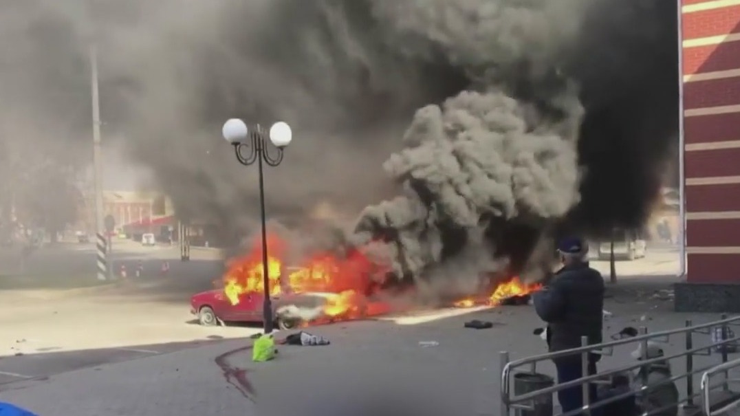 The role of local news in international conflicts