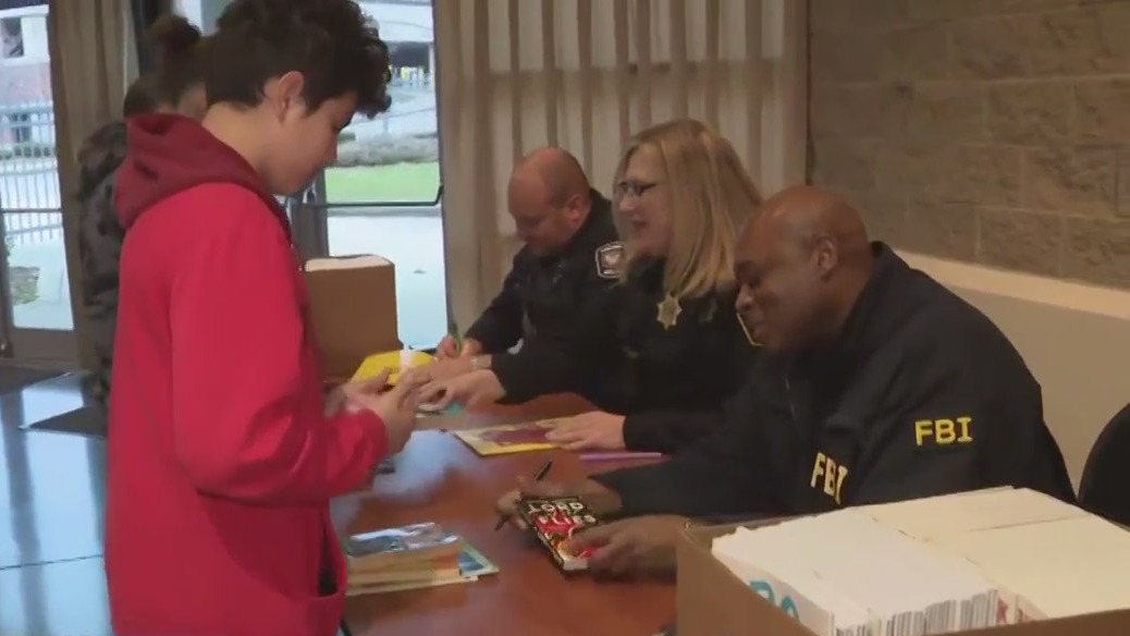 Holiday book giveaway in Racine