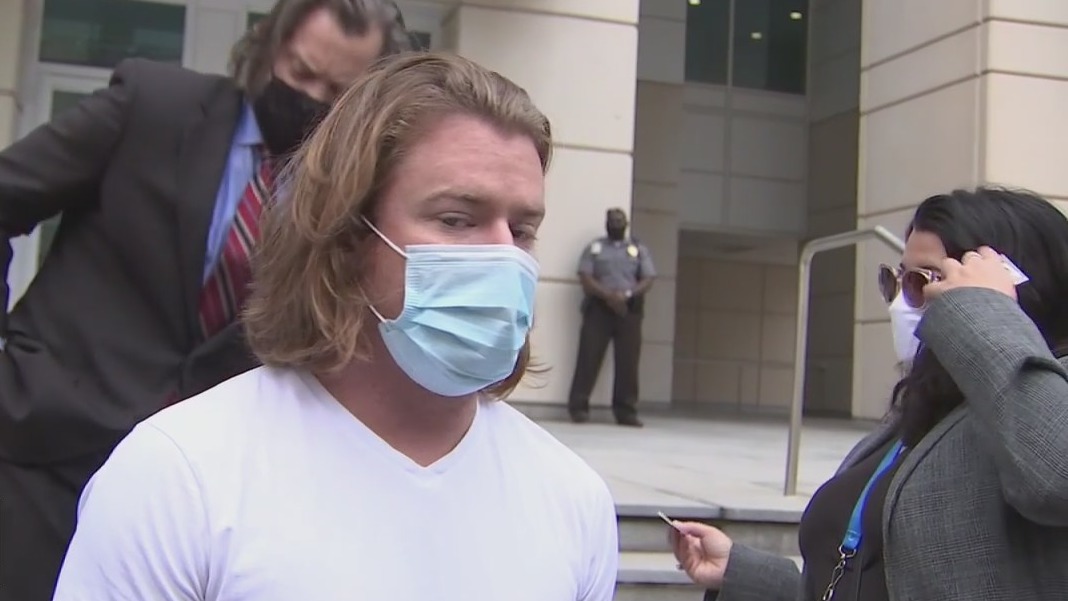Capitol riot 'Lectern Guy' faces 6 months in prison