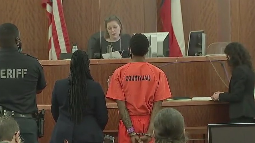 Man accused of accidentally shooting and killing 9-year-old Houston girl out on bond