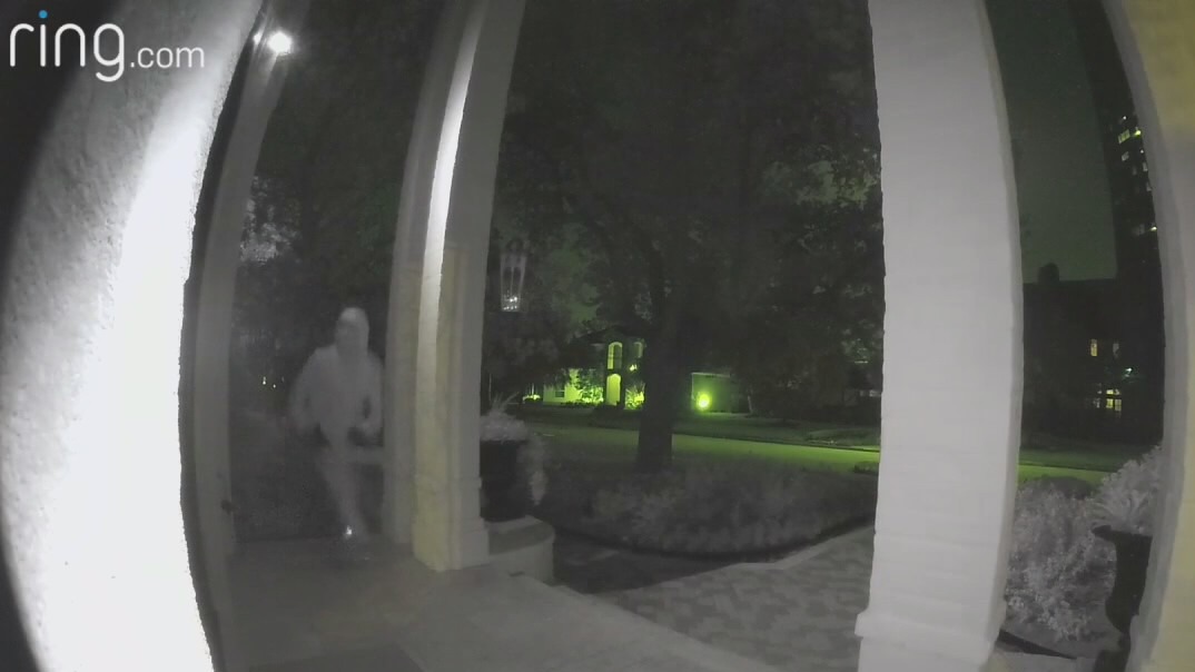 Houston teen's late-night food order ends with armed robbers taking $180K worth of goods