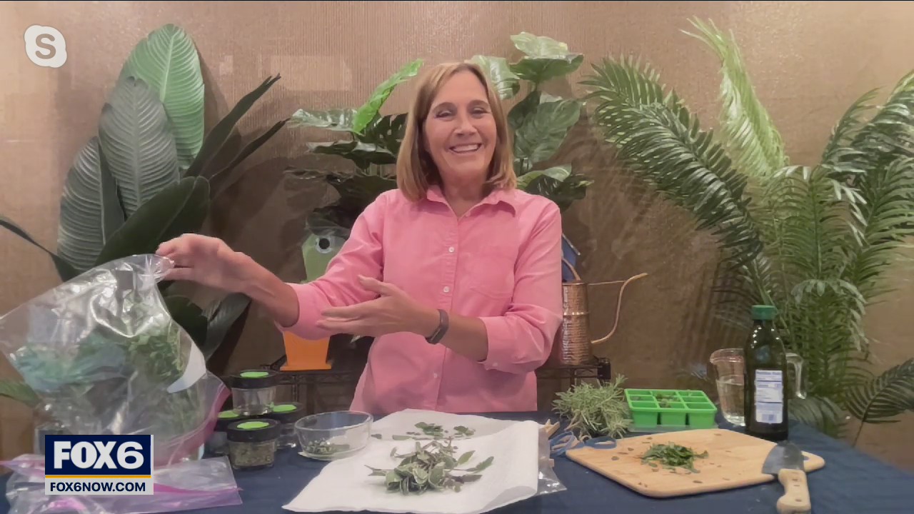 Storing and preserving herbs