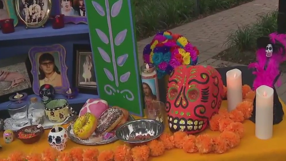 Dia de los Muertos: Nation's biggest event