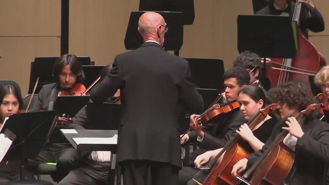 Orchestra community held special concert