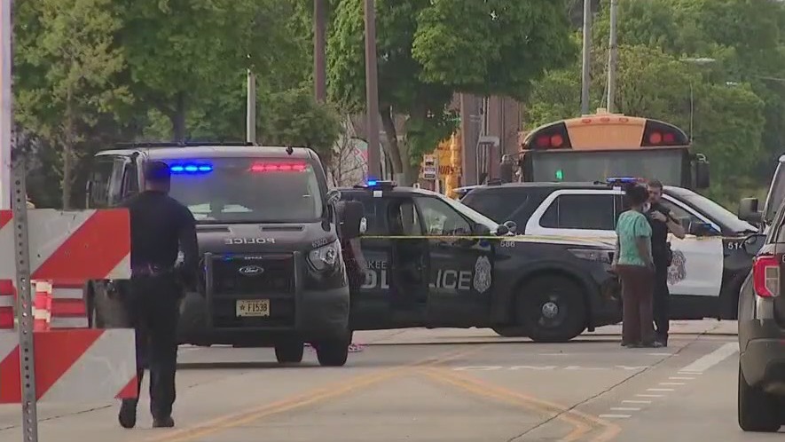 Stabbing, fight on Milwaukee's north side; 4 injured, 3 arrested