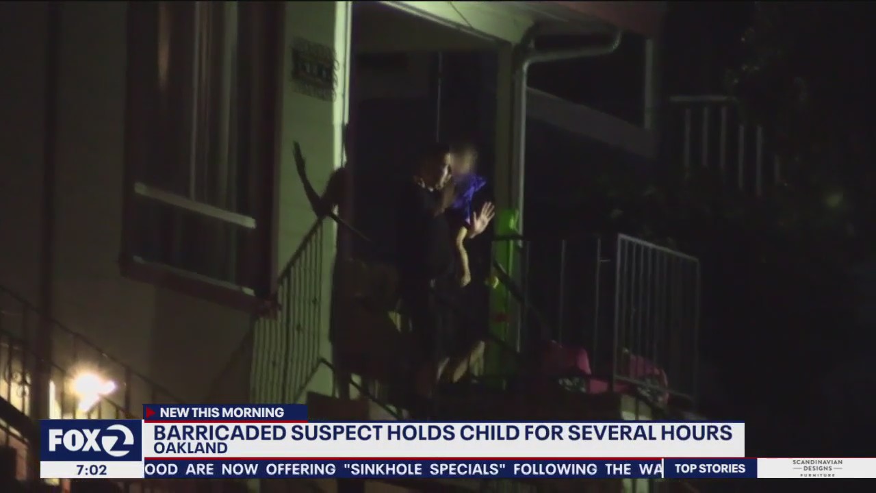 Oakland suspect holds child hostage during hour-long standoff with police