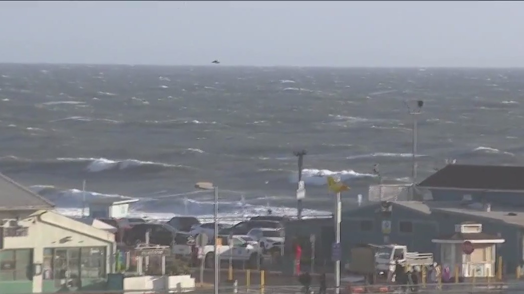 Storm brings high winds and threat of coastline flooding