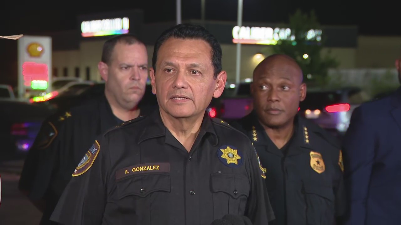 Harris Co. authorities provide update on Humble standoff