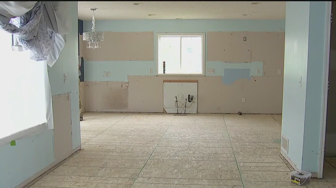 Family sues State Farm over home payouts