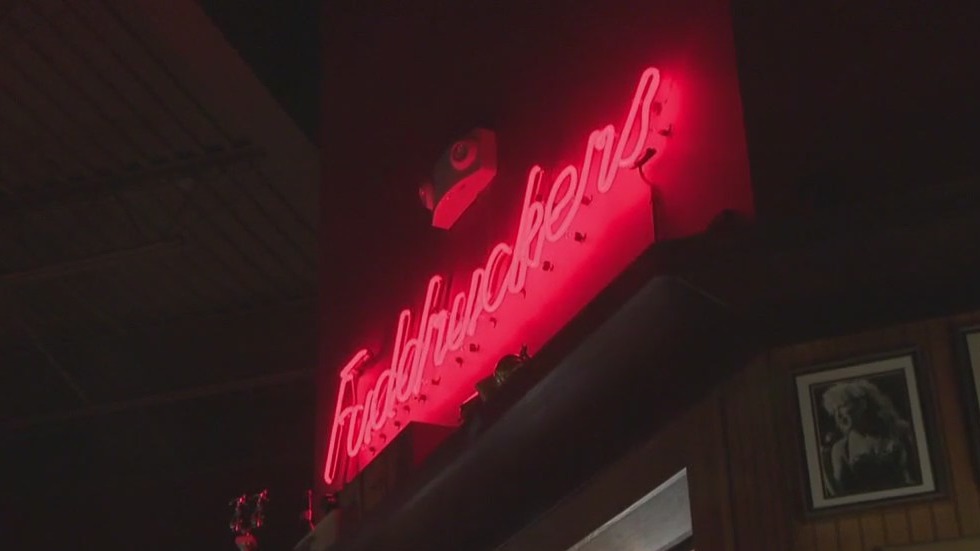 Fuddruckers liquidation sale in Brookfield