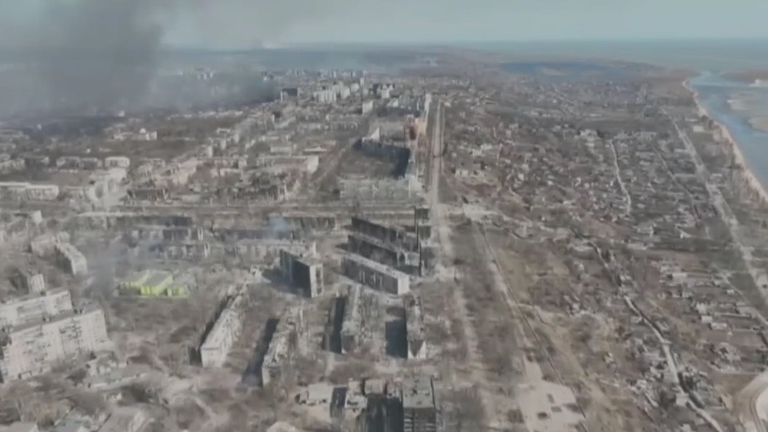 Ukrainian president showing willingness to declare neutrality