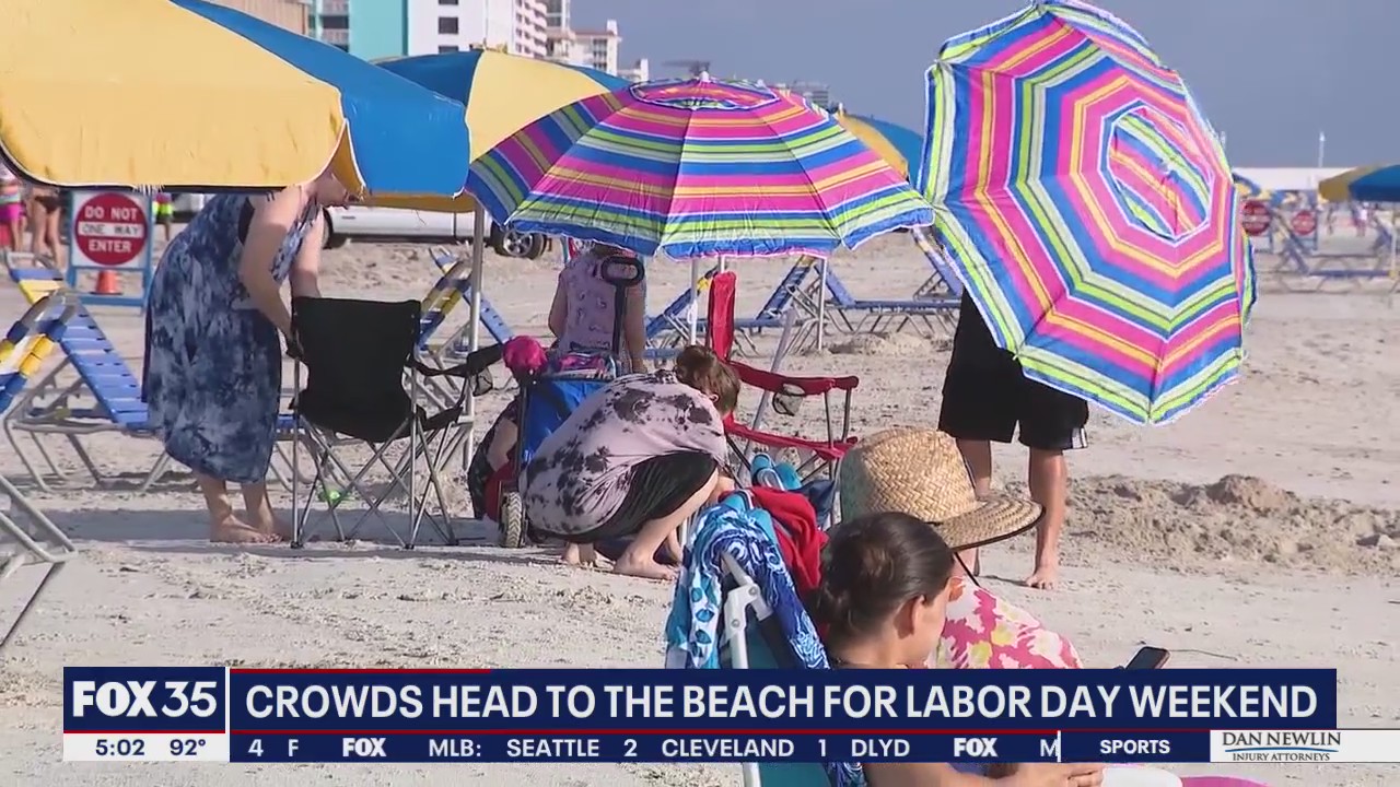 Crowds head to the beach for Labor Day weekend