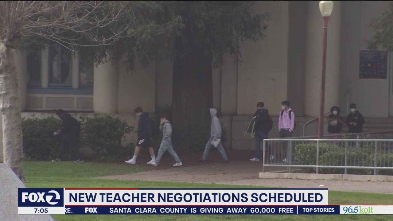 Teacher's union set to meet with Oakland school district Sunday