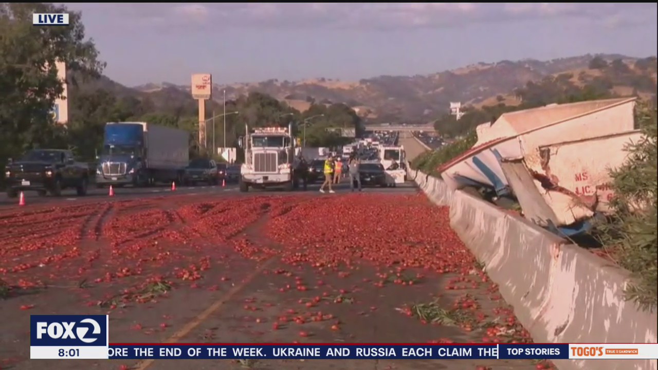 Big rig crash leaves thousands of tomatoes on I-80 near Vacaville