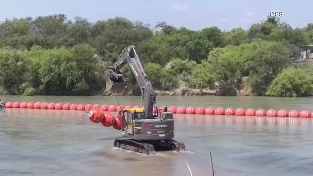 Texas' floating border wall to stay after court reversal