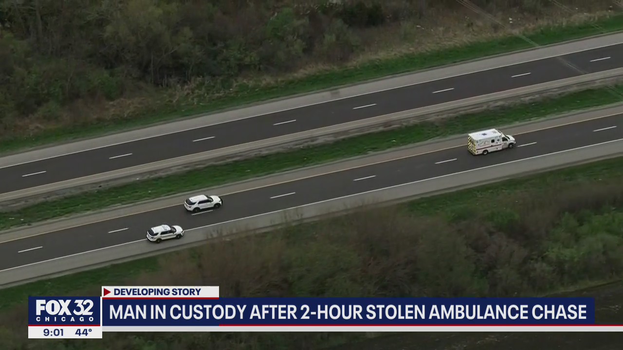 Man arrested after stolen Chicago ambulance chase lasts 2 hours