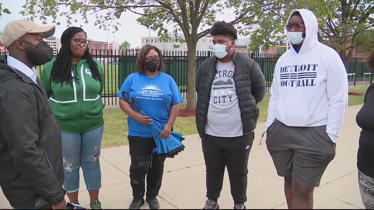 Detroit Cass Tech parents, football players impacted by Covid protocols