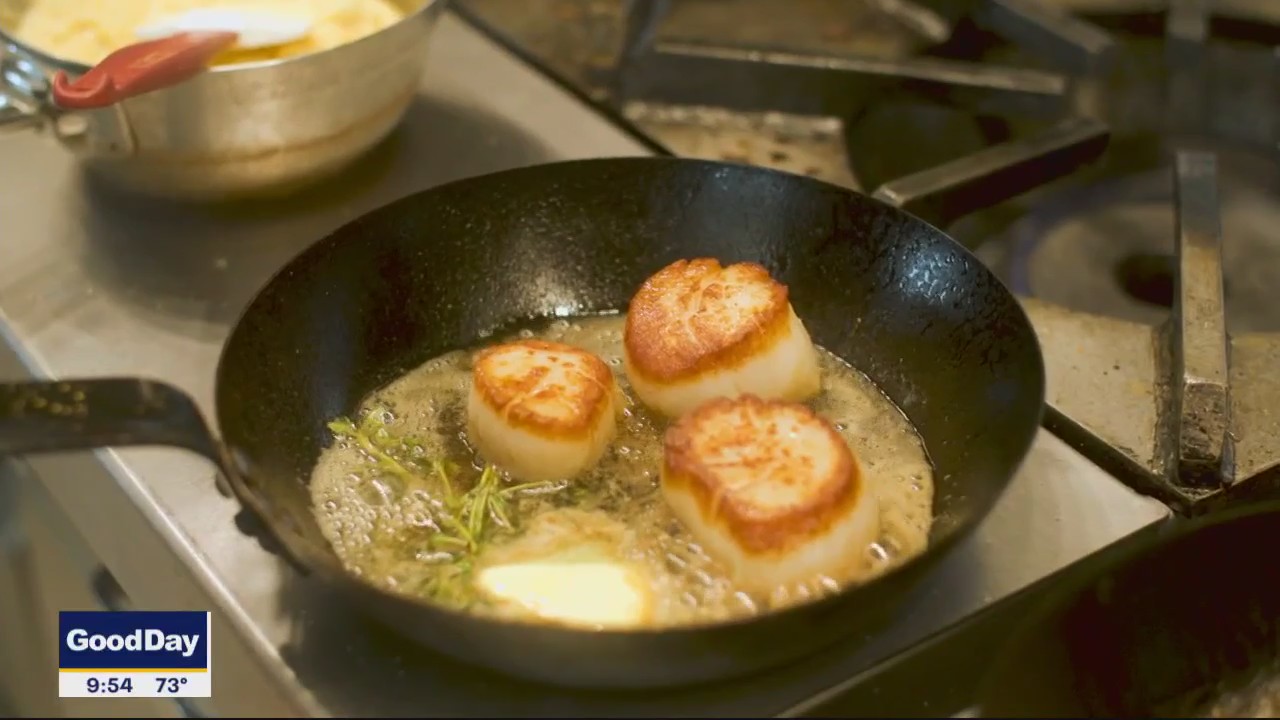 Recipe: Jumbo sea scallops with smoked gouda grits