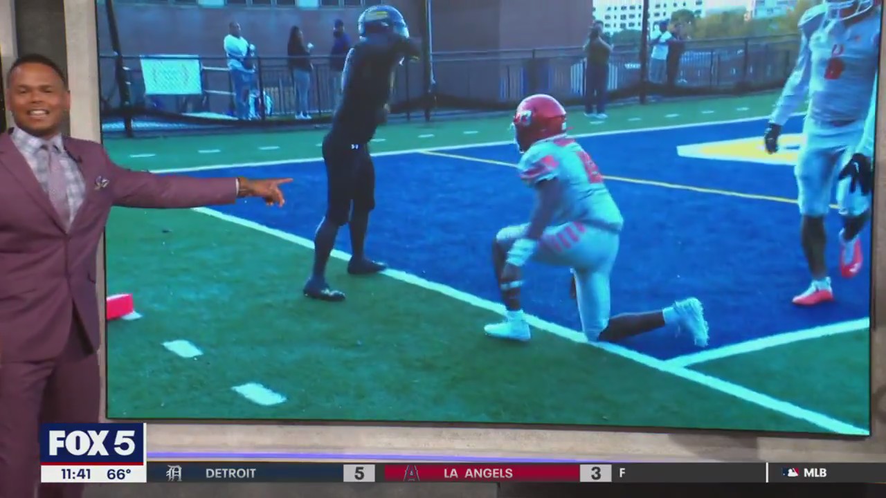 In The Sports: Coolidge vs. Friendship