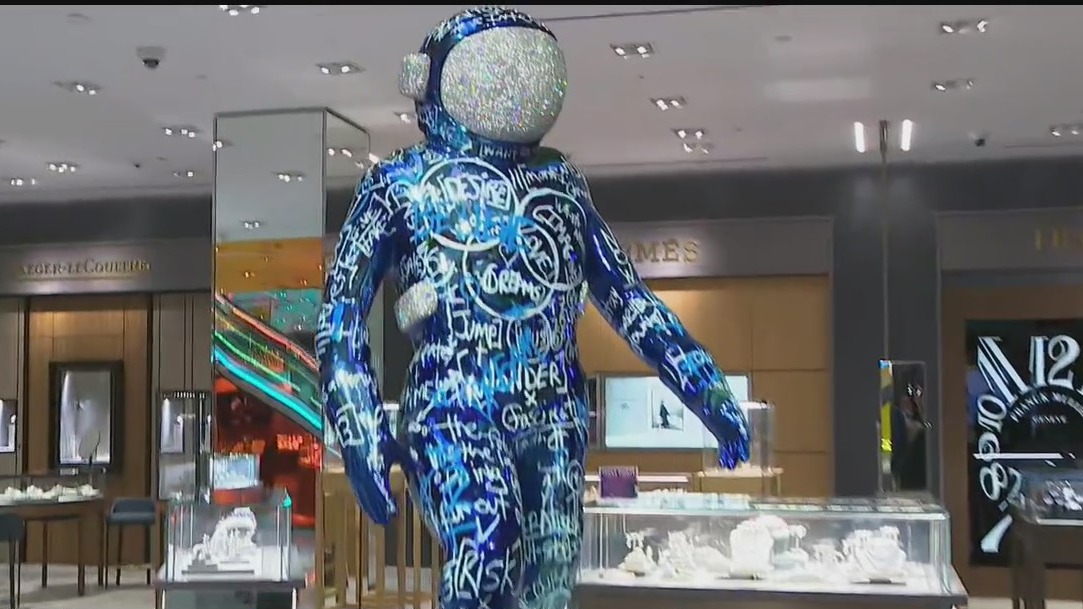 Thousands of diamonds cover new sculpture