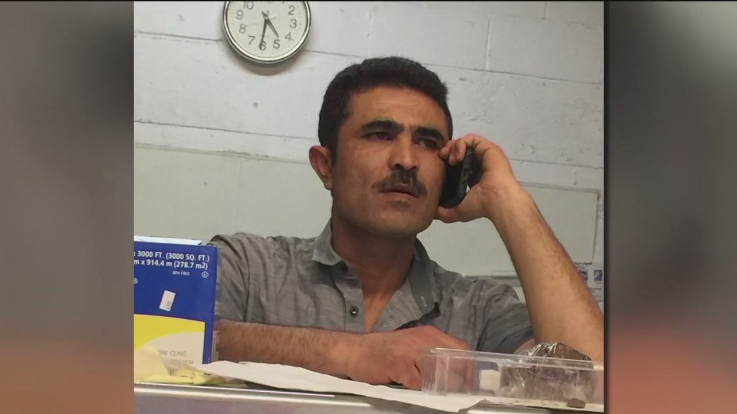 Oakland store clerk killed during robbery