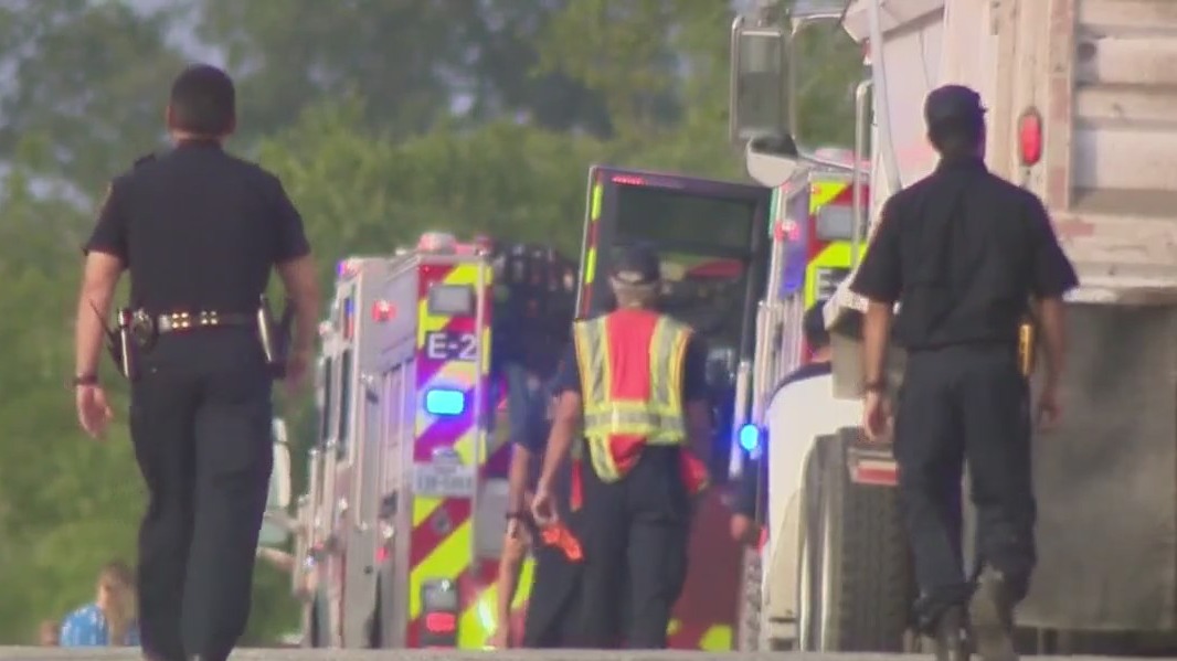 Neighbors react after 51 migrants were found dead in abandoned tractor-trailer