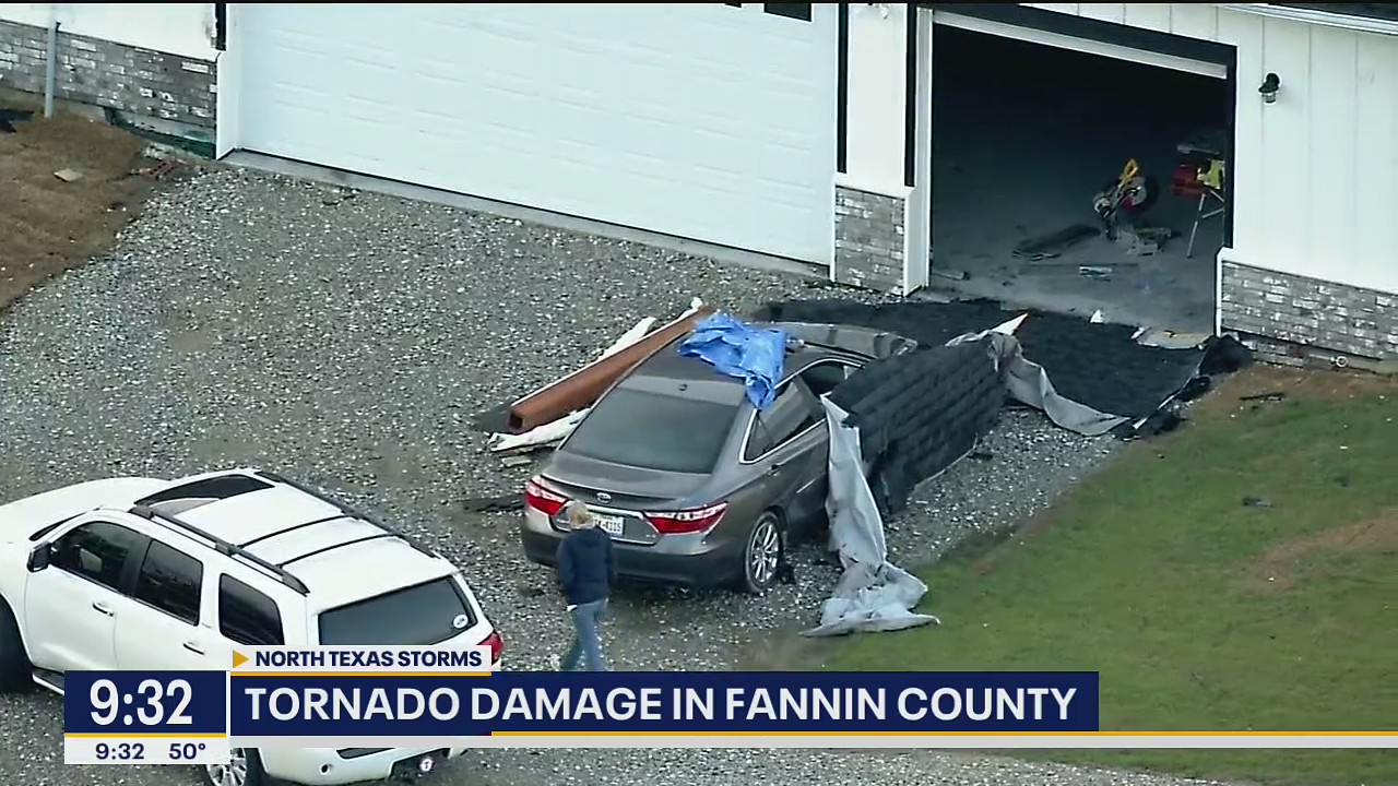 Tornado damages homes in Fannin County