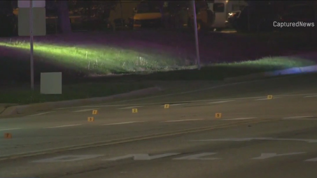 Volleyball coach at Waukegan High School fatally shot over the weekend: report