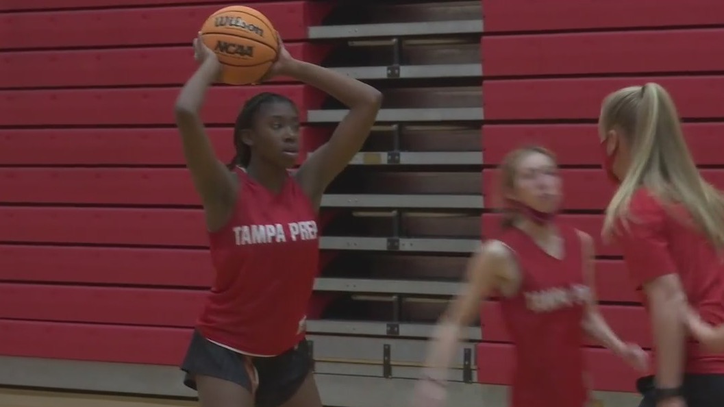 Tampa high school basketballer tops 1,000 career points