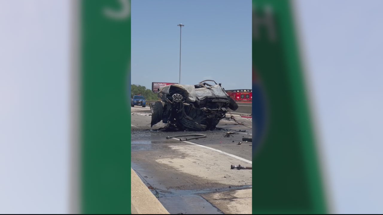 Crash involving gravel hauler, tanker and pickup truck kills 1 on SB I-75