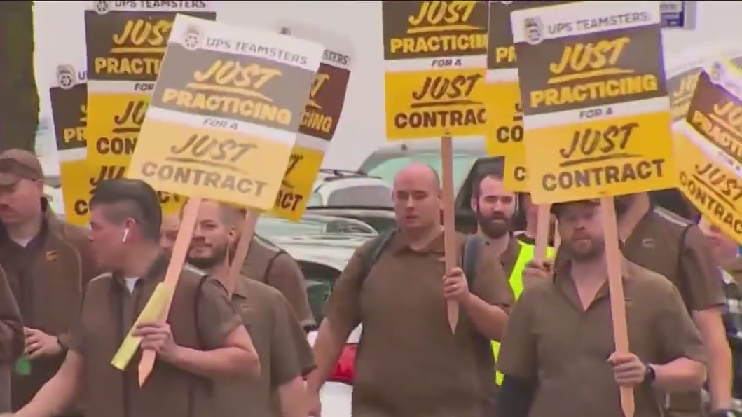UPS strike looms ahead of negotiation deadline