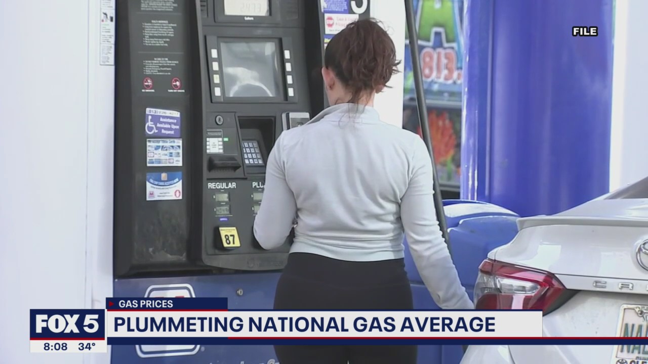Gas prices could drop below $3 a gallon by Christmas