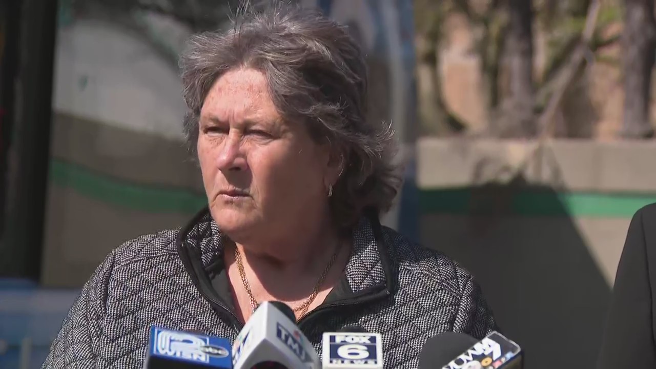 Reckless driving crashes involving Milwaukee County buses; cost adding up