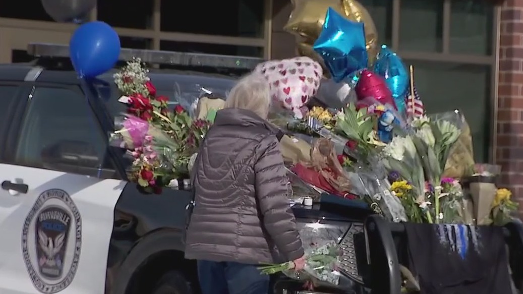 Burnsville memorial grows after deadly shooting