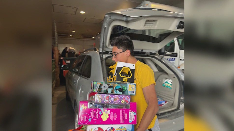 Local non-profit donates over 500 toys to cancer patients