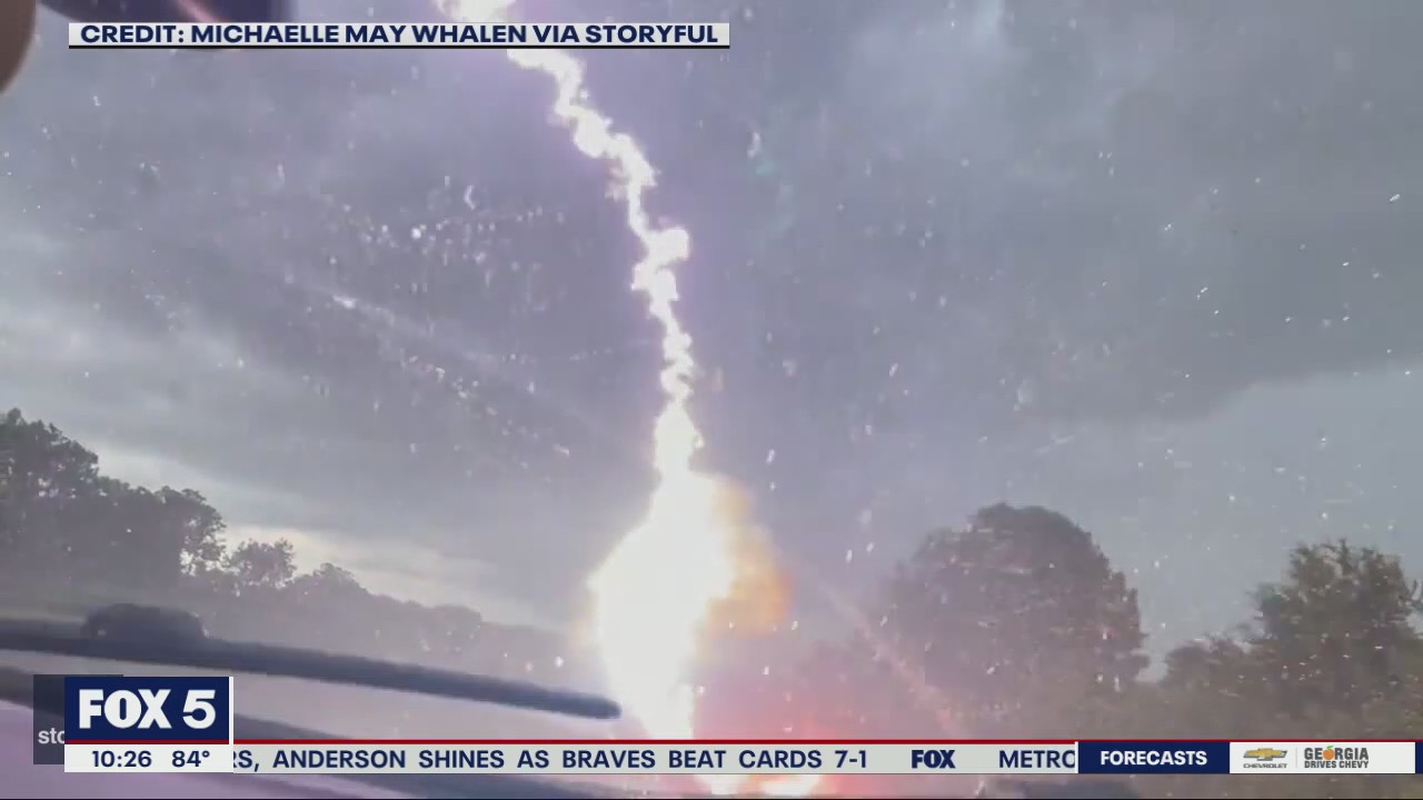 Lightning strikes car driving in Florida