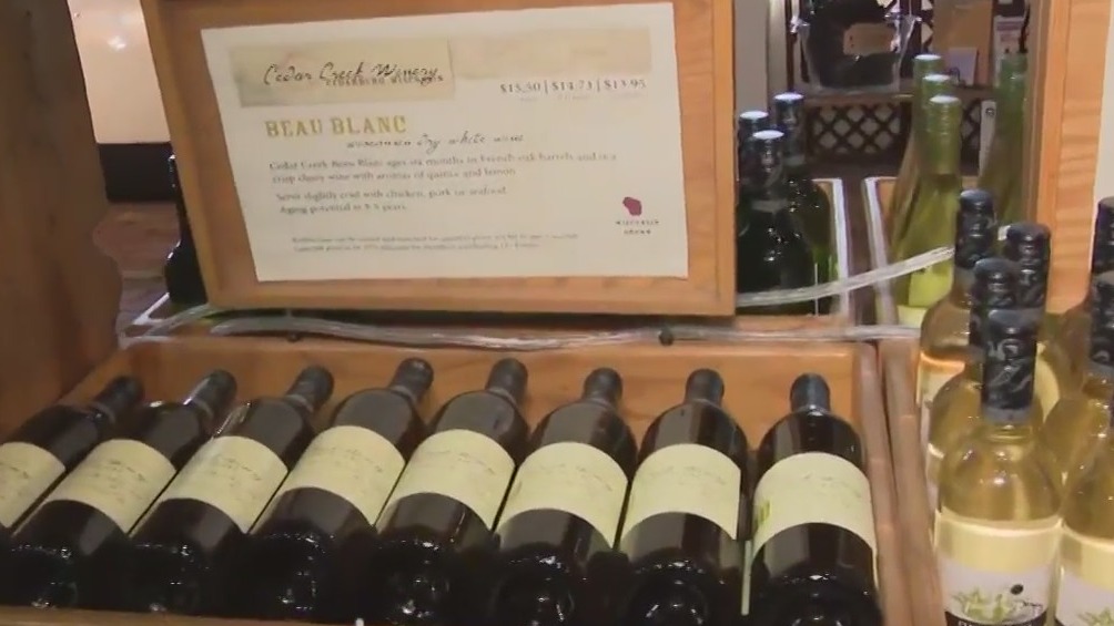 Cedarburg’s 38th Strawberry Festival: Strawberry Wine