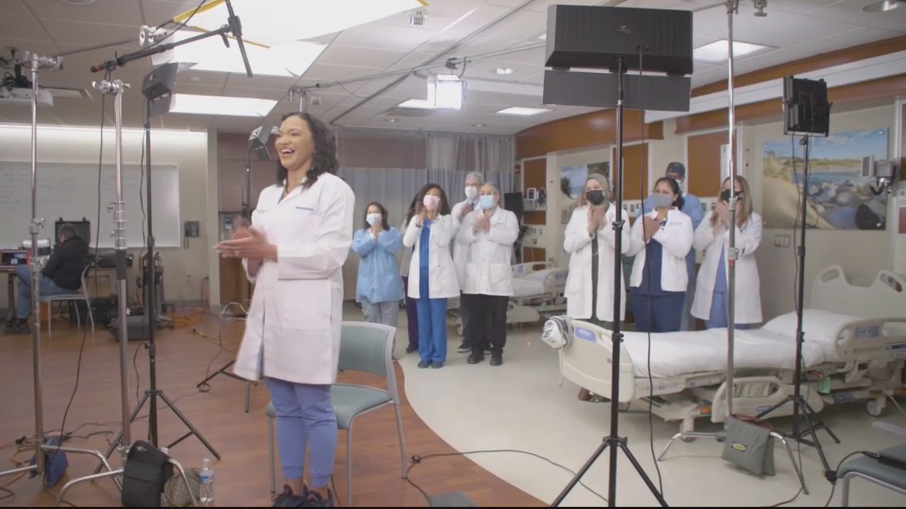 Metro Detroit hospital workers announce Oscar nominees