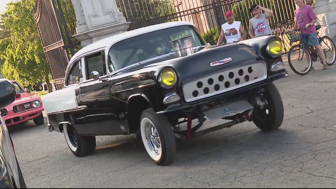 Automotive muscle and style on display at Woodward Dream Cruise