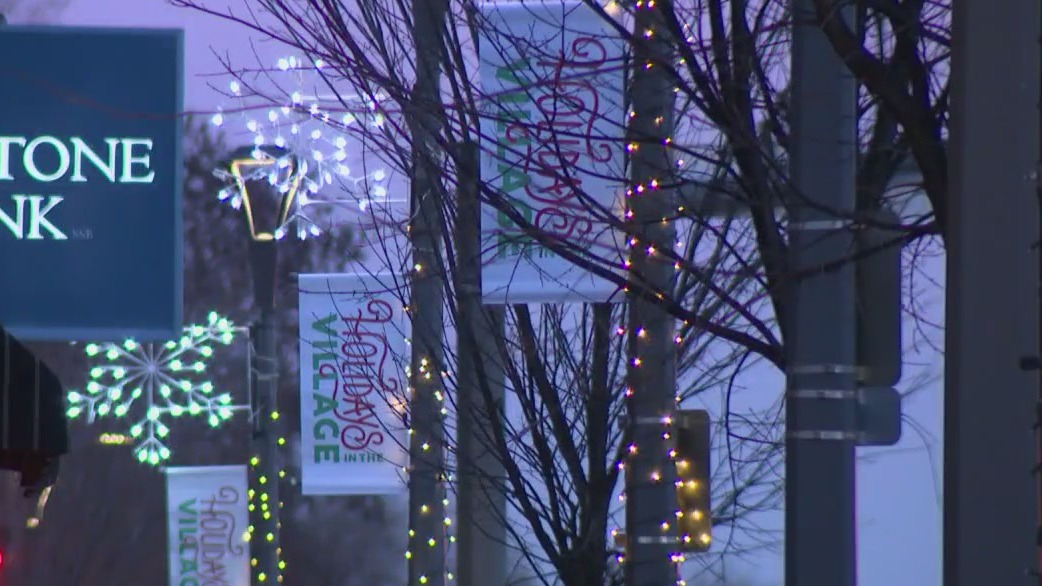 Wauwatosa Christmas decoration controversy