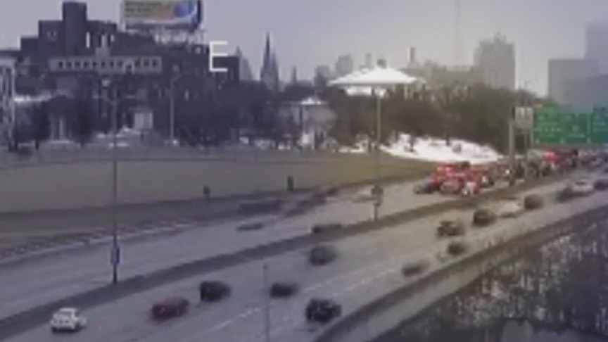 Fatal crash closes I-94 WB near 26th Street