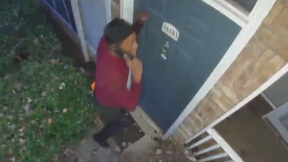 Man saves entire apartment complex from fire