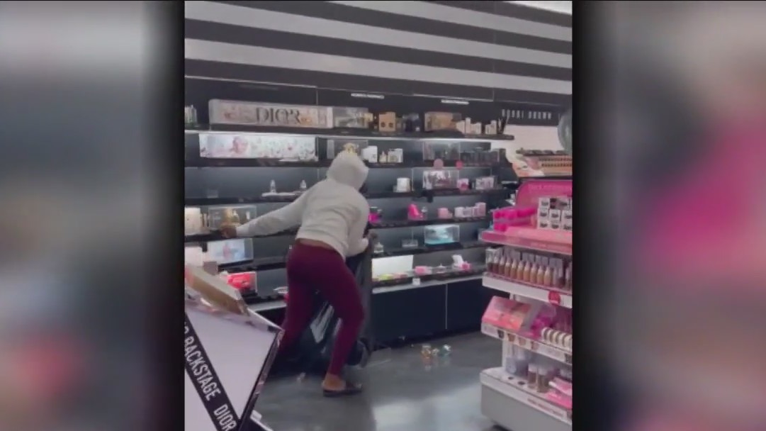 Shoplifting surges in LA in January: report