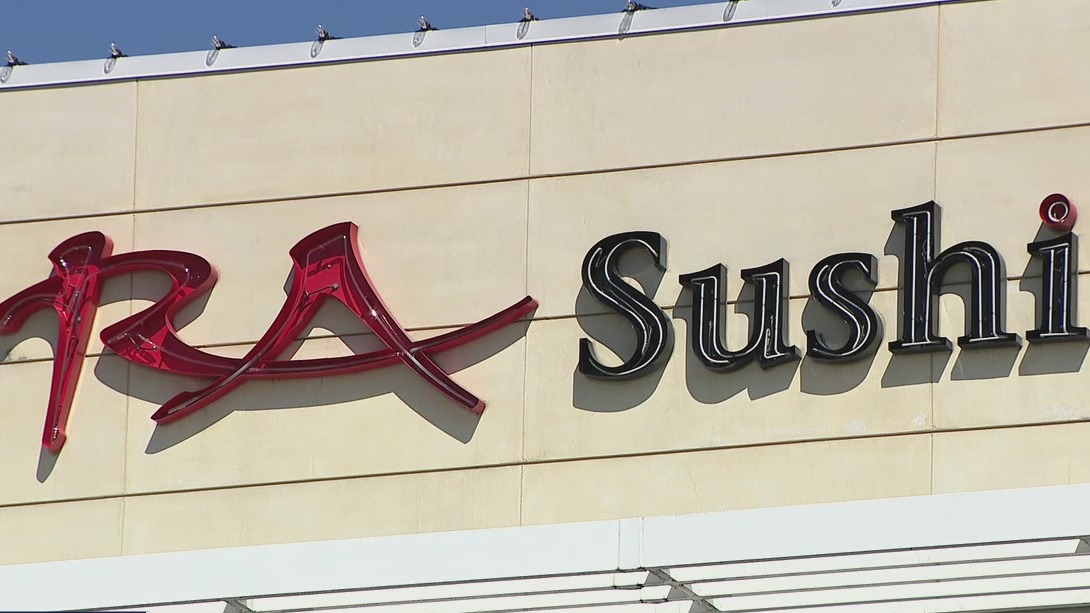 UFC fighters stop gunman at Houston sushi restaurant