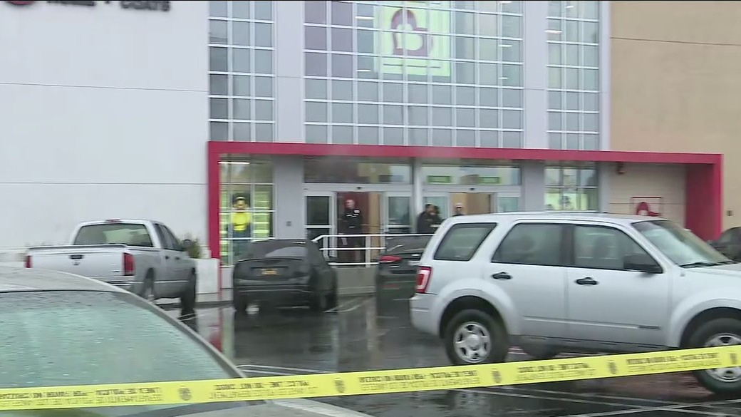 Police investigate shooting at North Hollywood department store