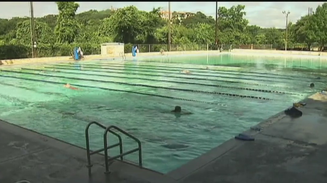 How safe are kids from brain-eating amoebas in Austin pools?