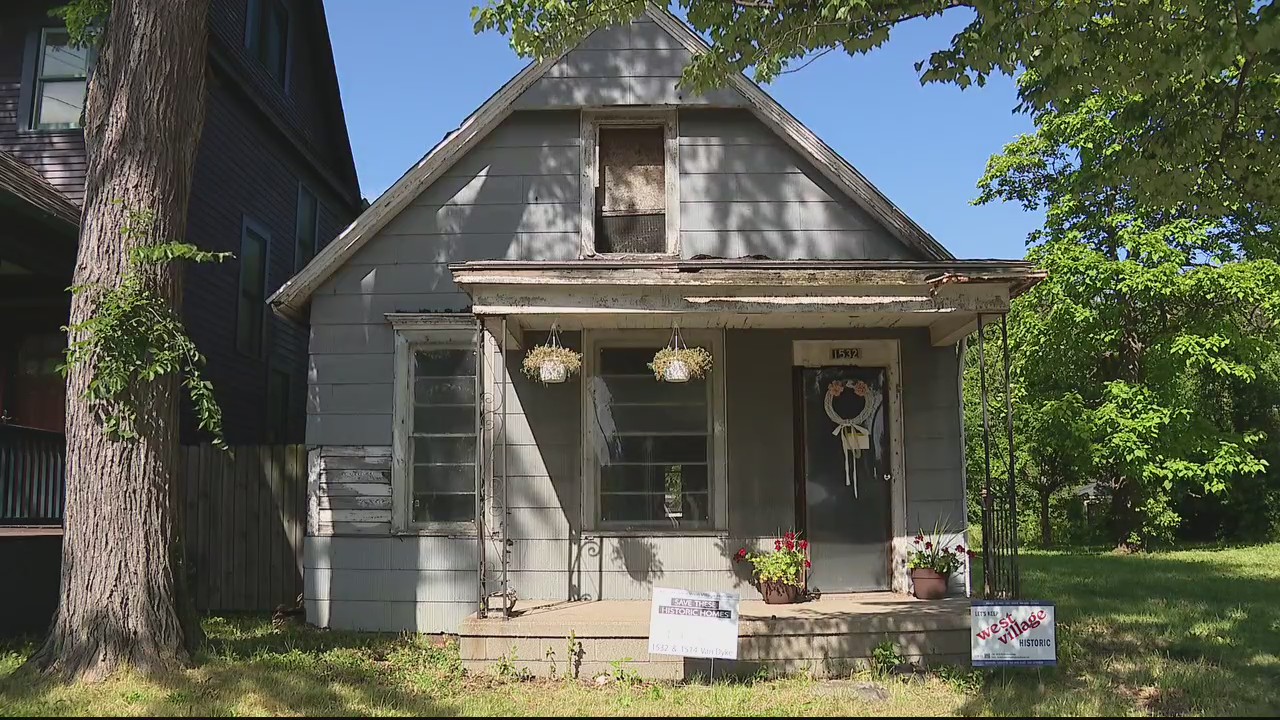 Century-old West Village house to be torn down for new Detroit apartment building