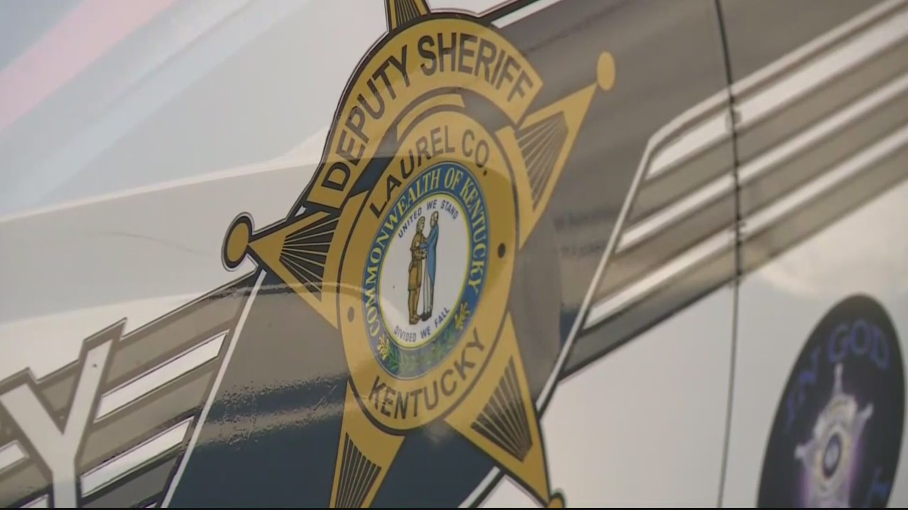 Hand signal from TikTok video saves kidnapped teen