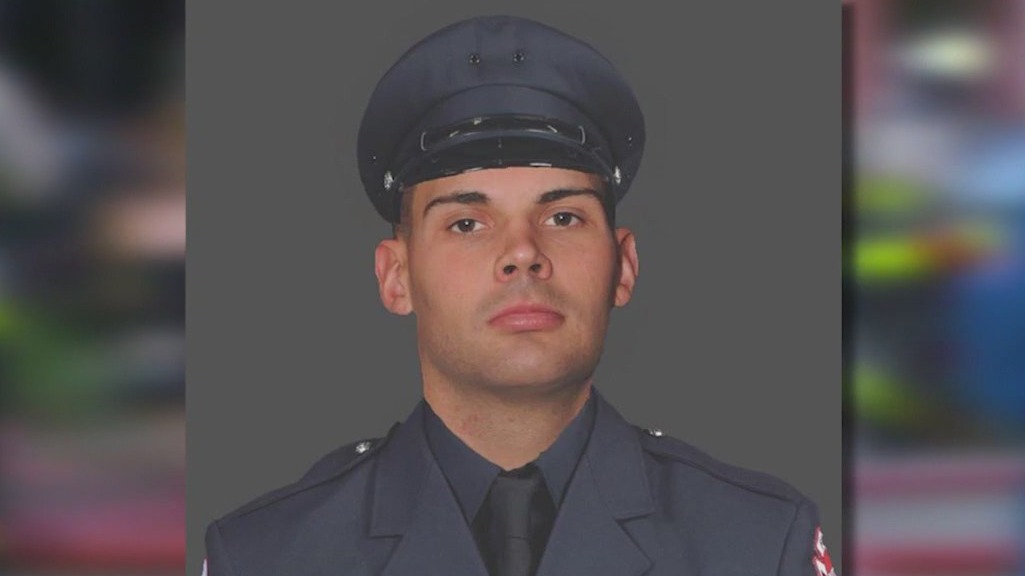 Chicago firefighter Andrew ‘Drew’ Price dies battling Lincoln Park blaze