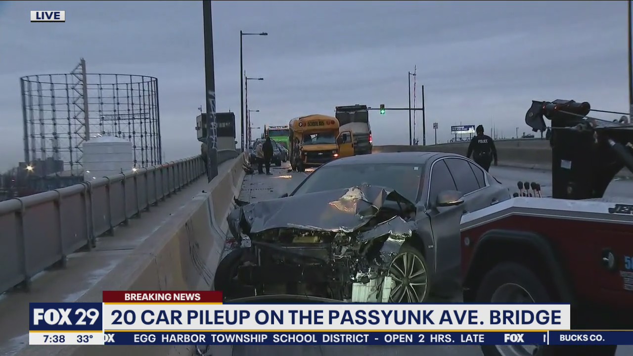 20-car pileup shuts down Passyunk Avenue Bridge